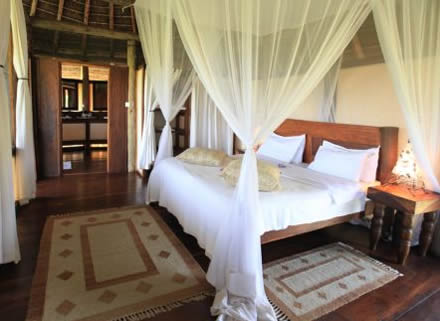 Apoka Safari Lodge Bedroom